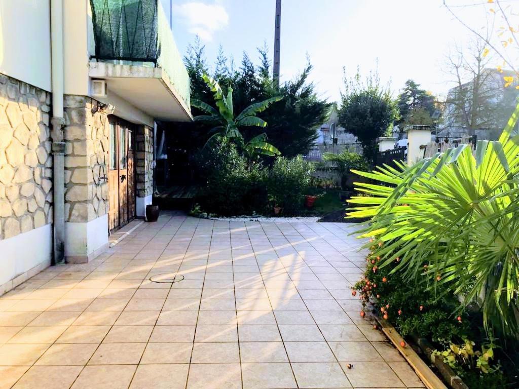 Agreable Maison En Centre Ville Noisy-le-Grand Luaran gambar