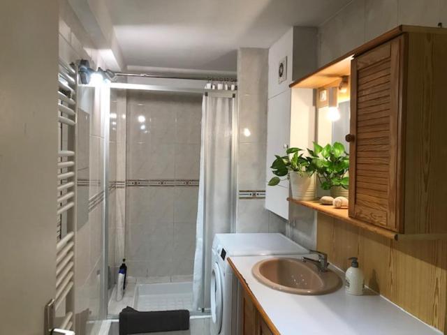Agreable Maison En Centre Ville Noisy-le-Grand Luaran gambar